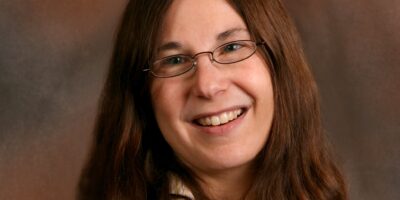 Photo of Lyn Miller-Lachmann