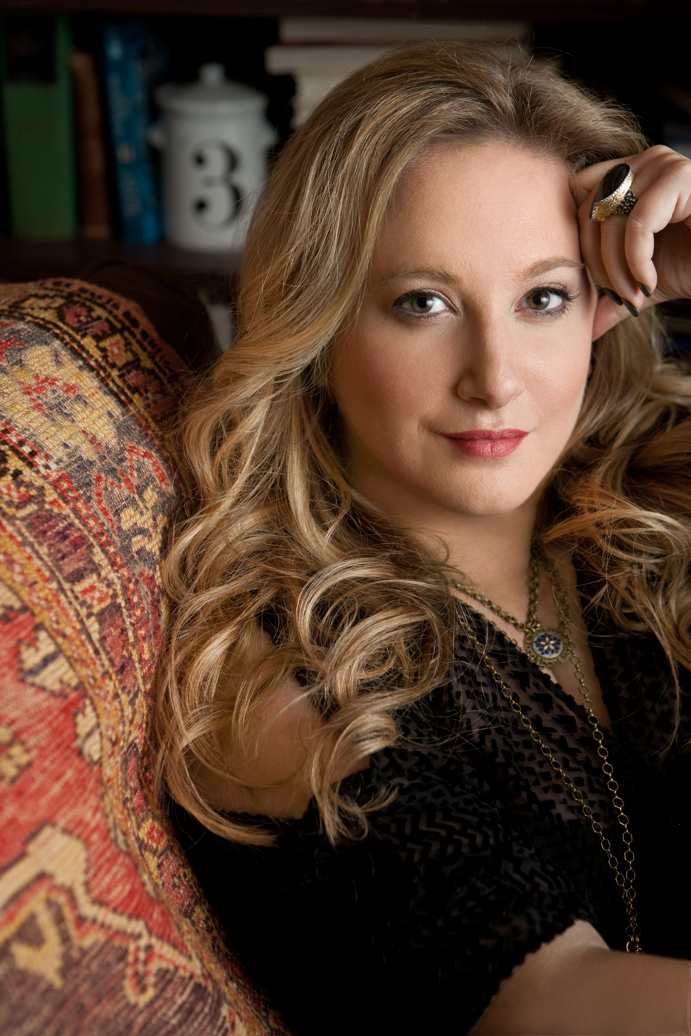 Author Interview with Leigh Bardugo and Giveaway